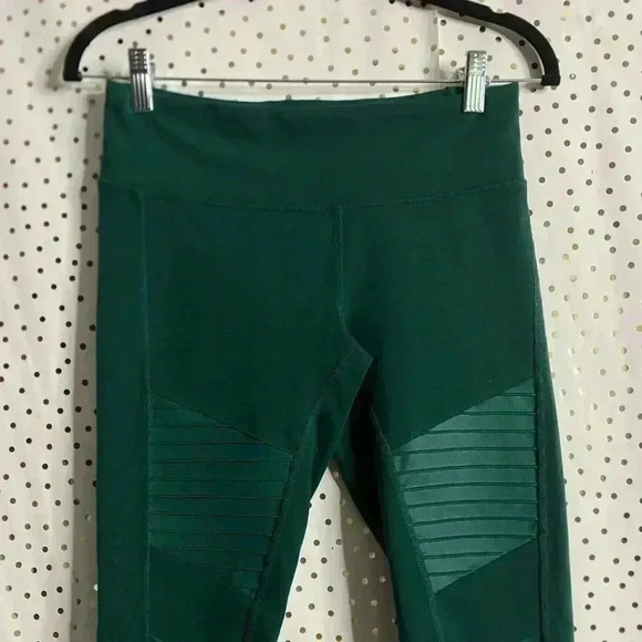 Alo Yoga Green Leggings - Picture 3 of 10